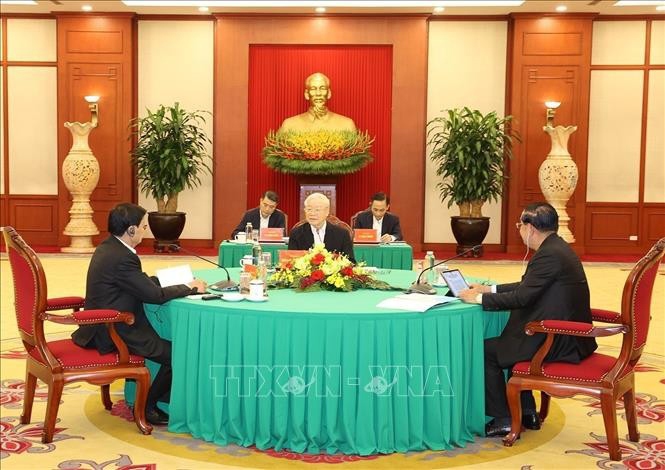 Vietnam, Laos and Cambodia vow to forge close bond amid global changes